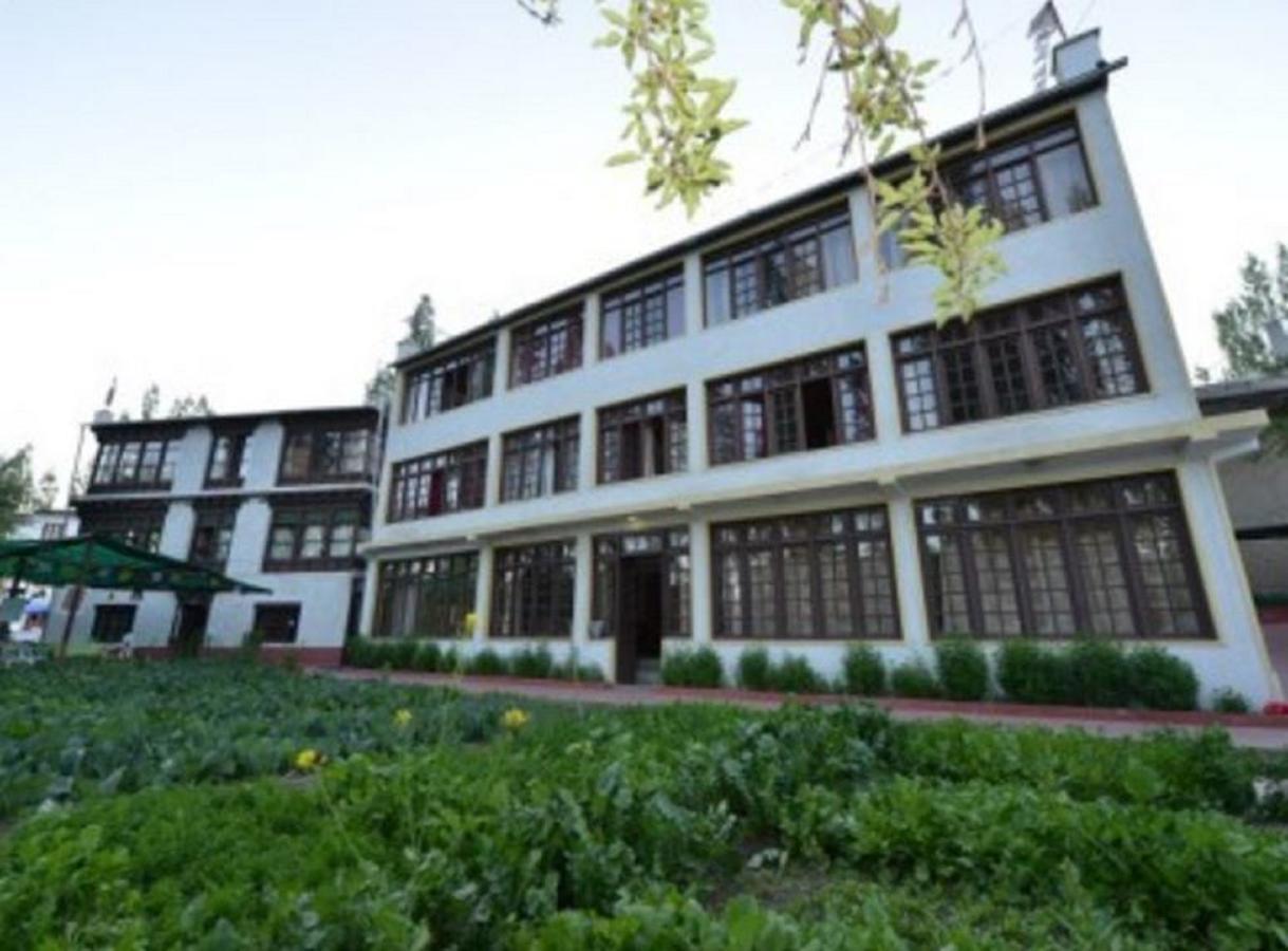 Hotel Asia Leh Exterior foto